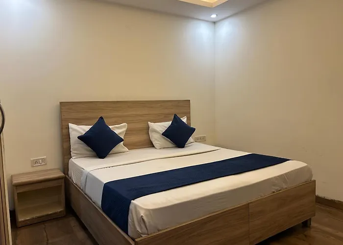 Airport Hotel Golden Bliss At New Delhi International Airport